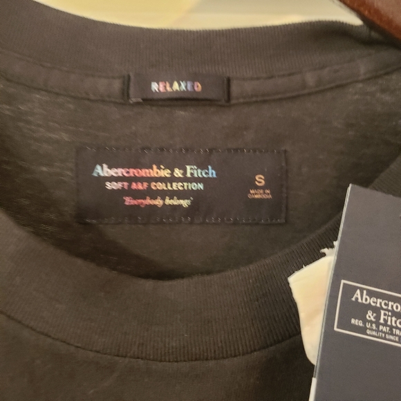 A&F - Nwt ,rainbow pride collection, "Relaxed" Sm - Picture 3 of 4
